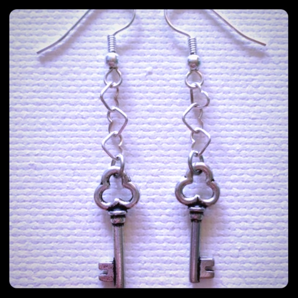 🗝❤️ Key and heart earrings ❤️🗝